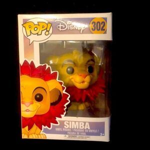 Funko Pop! Disney Lion King Flocked Simba (Leaf Mane) #302 New in box